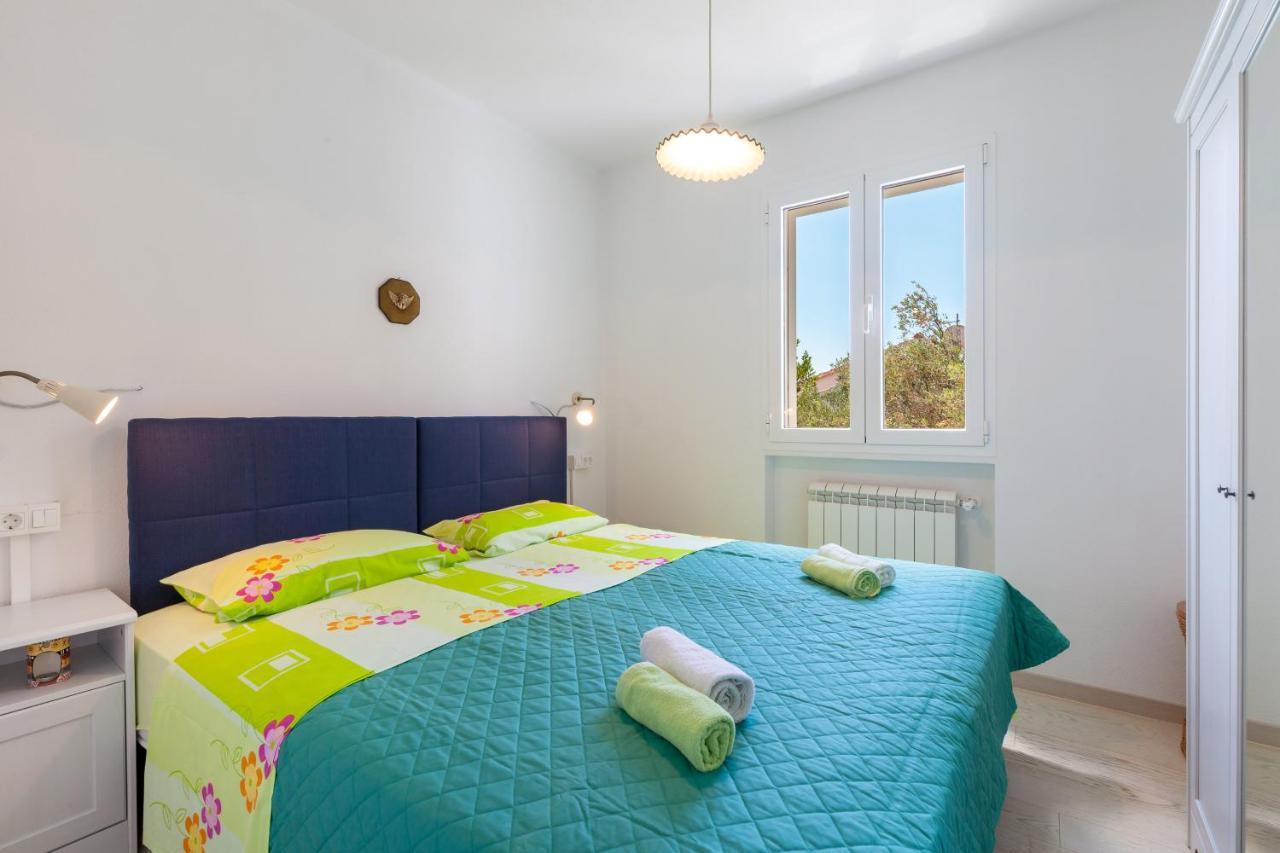 Holiday Home Duje Trogir Luaran gambar